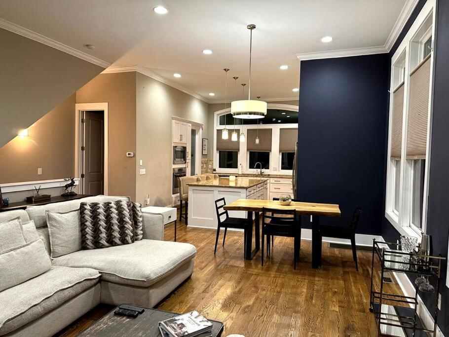 The Color Chord L 3Br In East Nashville With Rooftop Hot Tub Extérieur photo