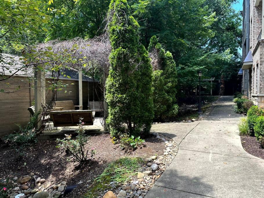 The Color Chord L 3Br In East Nashville With Rooftop Hot Tub Extérieur photo
