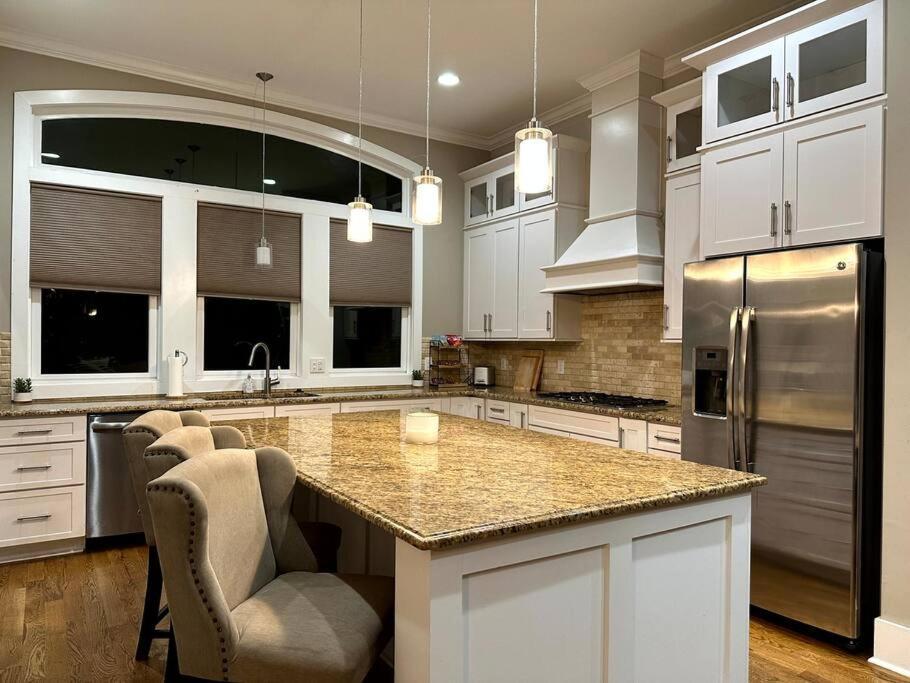 The Color Chord L 3Br In East Nashville With Rooftop Hot Tub Extérieur photo